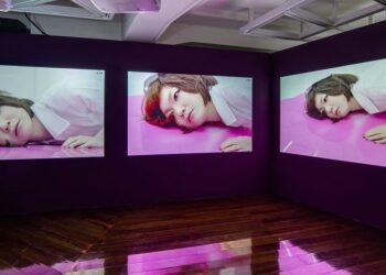 凝視百年來的藝術家身影  國家攝影文化中心多重鏡像中的自我身影展覽開幕