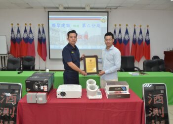投入公益不遺餘力   聯聚建設捐贈中警百萬設備