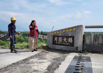 曾淑懿關心月眉大橋災修進度 維護用路人安全