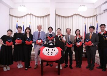 為0403花蓮震災雪中送炭 NPO日本少年少女交響樂團協會拜會花蓮縣長徐榛蔚 見證台日友好 為花蓮加油