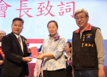 花蓮縣第一獅子會舉辦60周年授證典禮 徐榛蔚感謝獅子會慈善義舉