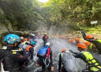 花蓮部大夏季山海教室 溪流教育結合原住民族文化產業應用班