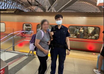 菲籍女北上求職丟錢包 暖警自掏腰包購票解圍