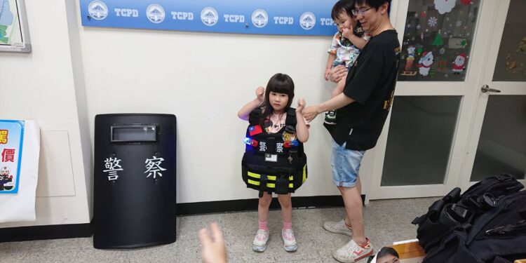萌童參訪派出所 社區警政再出發從小扎根 萌童參訪派出所 社區警政再出發從小扎根