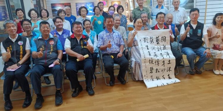 「陶藝薪影」會員陶藝及攝影聯展 客家文化會館登場 「陶藝薪影」會員陶藝及攝影聯展 客家文化會館登場