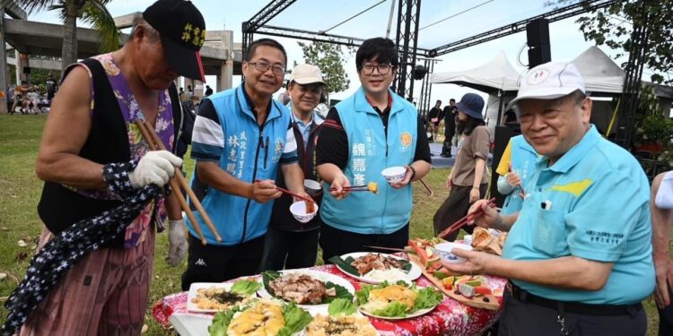 客家音樂X美食市集 逾千民眾共度週末好時光 客家音樂X美食市集 逾千民眾共度週末好時光