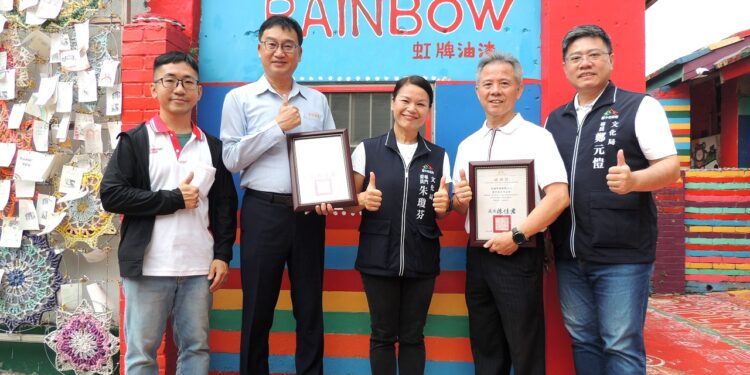 延續素人創意 大明高中青春彩繪注入新生命