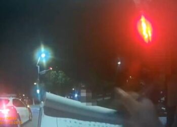 改裝車輛深夜妨害安寧   警攔查取締駕駛人重罰