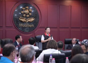 救國團送愛到花蓮捐贈173萬 縣長徐榛蔚感謝社會溫暖相挺
