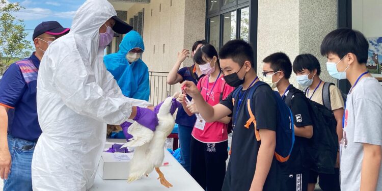 華紙設置氣體偵測儀監測 以期環保與產經共贏共榮 華紙設置氣體偵測儀監測 以期環保與產經共贏共榮