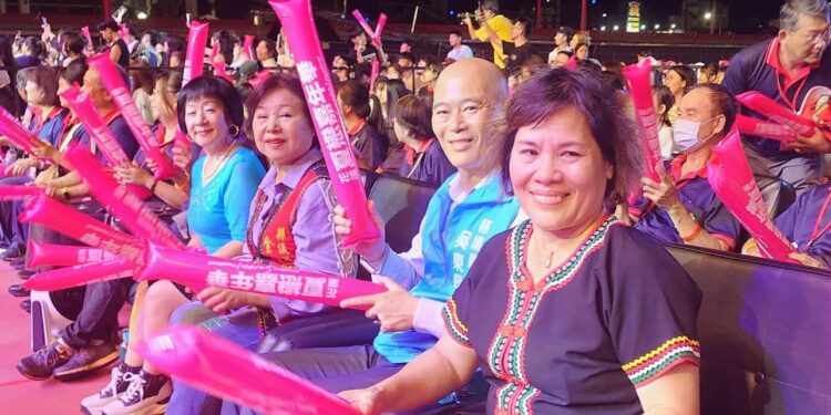 2024夏戀嘉年華第五夜 徐榛蔚與數萬歌迷嗨翻花蓮 眾人相約明日相信花蓮依然美好之夜見