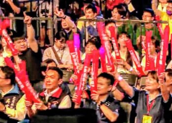 2024花蓮夏戀嘉年華演唱會第二夜 獨立樂團唱出全場熱夏心聲