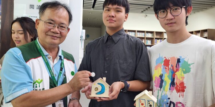 嘉義家扶籲認養存錢筒 急募3百多萬助學費用 嘉義家扶籲認養存錢筒 急募3百多萬助學費用