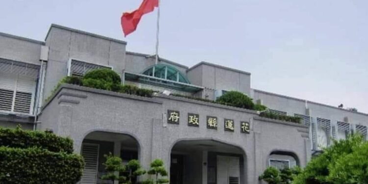 媒體報導不實 嚴重澄清》花蓮縣政府第一時間掌握崇德路段相關情形 確認受困民眾安全無虞 並時時刻刻追蹤整體災情 媒體報導不實 嚴重澄清》花蓮縣政府第一時間掌握崇德路段相關情形 確認受困民眾安全無虞 並時時刻刻追蹤整體災情