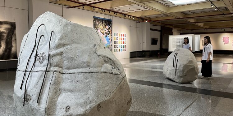 新貌、科技、動感時尚、藝博紛紛登場 臺中各展場邀您消暑”藝”下 新貌、科技、動感時尚、藝博紛紛登場 臺中各展場邀您消暑”藝”下