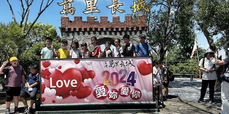 暑假親子戶外活動最佳去處 台灣萬里長城體驗免費換穿戲服 暑假親子戶外活動最佳去處 台灣萬里長城體驗免費換穿戲服