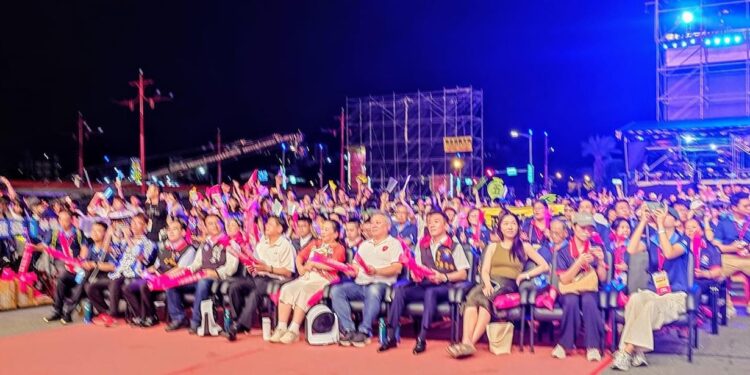 精彩暑假來花蓮最好》2024花蓮夏戀嘉年華演唱會第四夜 「告五人」及人氣男女團接力演唱 精彩暑假來花蓮最好》2024花蓮夏戀嘉年華演唱會第四夜 「告五人」及人氣男女團接力演唱