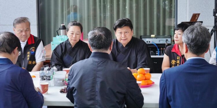 縣長徐榛蔚、立法院國民黨團總召傅崐萁同為花蓮鄉親請命 建請行政院長卓榮泰加速提替代方案改善花蓮交通觀光困境