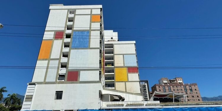 花蓮翰品酒店7月31日展開為期四個月拆除工程 縣府提醒用路人注意用路安全