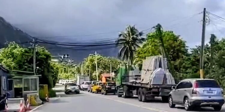 蘇花路廊和仁至崇德路段路基缺口預定於7月12日17時雙線搶通 路段管制期間，請用路人配合放行時段通行