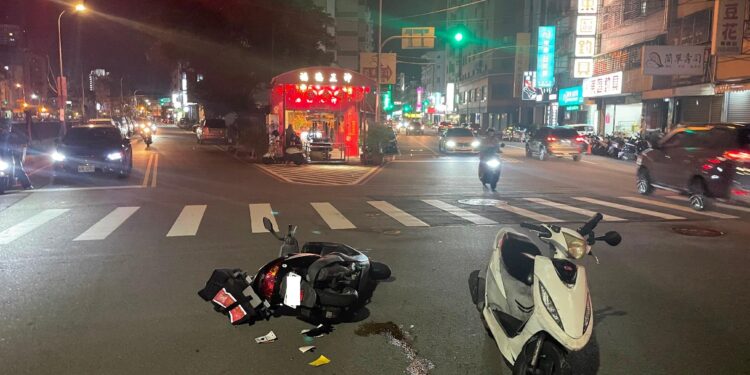 車禍龍頭鎖死拒協助 警發現毒品恍然大悟 車禍龍頭鎖死拒協助 警發現毒品恍然大悟