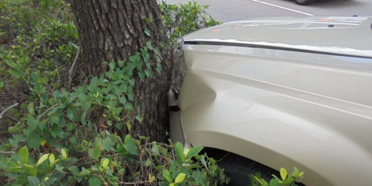 酒駕自撞撞出案外案  警眼尖發現毒品罪加一等