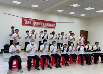 慶祝父親節「議長盃」競技疊杯健康趣味競賽 新城鄉溫馨熱鬧登場