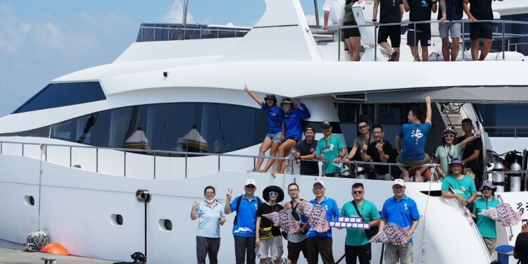 棘刻出擊東沙棘冠海星  清除工作船出任務