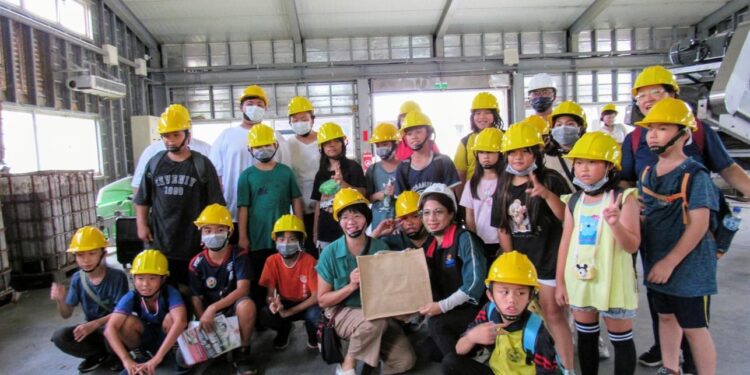 永續教育 公益圓夢計畫》 新城國小參訪本縣縣高效能廚餘處理廠之神奇循環經濟之旅 永續教育 公益圓夢計畫》 新城國小參訪本縣縣高效能廚餘處理廠之神奇循環經濟之旅