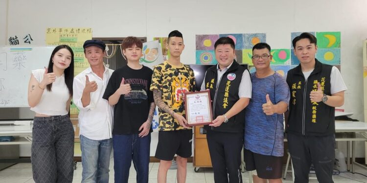 父親節與豐年祭前夕 議長張峻媒合髮型設計師前進豐濱鄉義剪