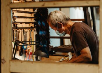 聆聽玻璃窗花的故事  Relight +點亮記憶的3種方式