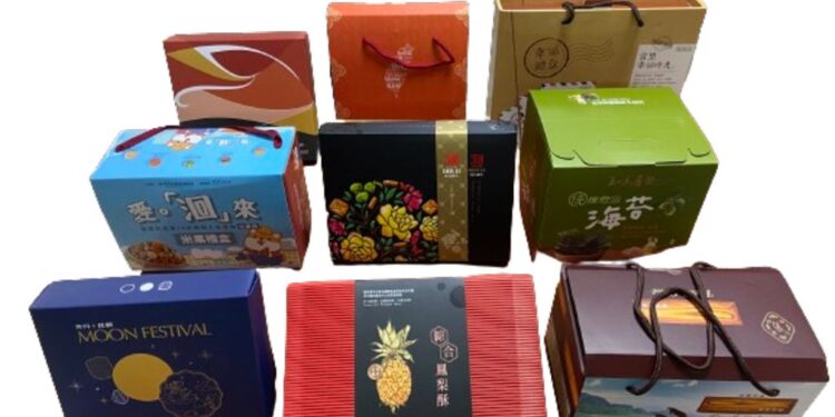 花蓮在地柚農助創世植物人洄家團圓