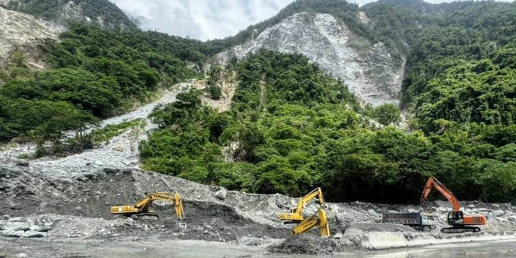 蘇花公路台9線和仁至崇德路段今(8/16)日17時起解除夜間封路及放寬施工管制時間