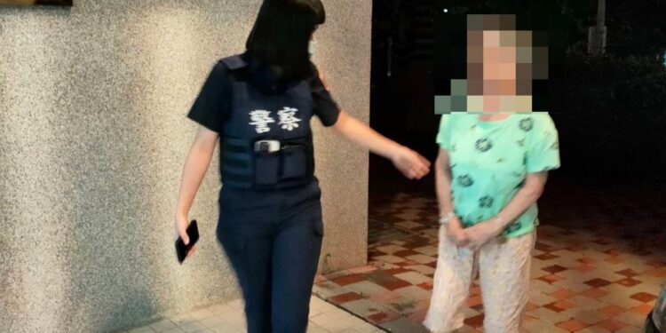 警實習生最佳體驗  助八旬迷途老婦返家