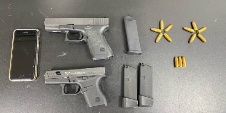 財務糾紛開槍行兇  警逮槍手查獲2槍