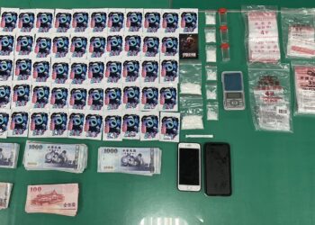違規男不禮讓行人  中警攔查驚見車內藏13萬元毒品
