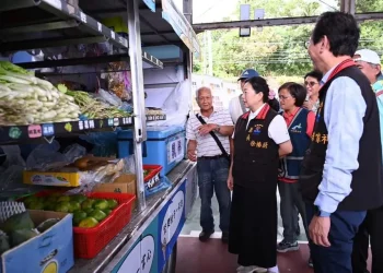 秀林巡迴菜車改造上路 徐榛蔚關注長者飲食健康