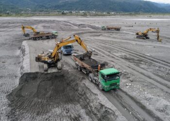中央地方合作持續加強河川排水清疏 增加河防安全並兼顧穩定砂石供應