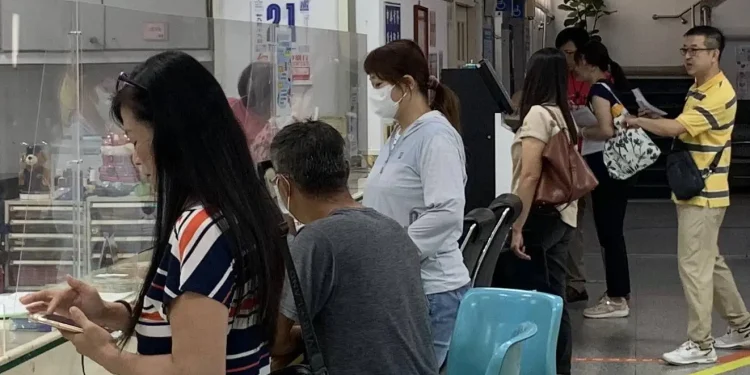 房屋稅新制查詢熱絡 地價稅開徵期間中午不打烊 房屋稅新制查詢熱絡 地價稅開徵期間中午不打烊