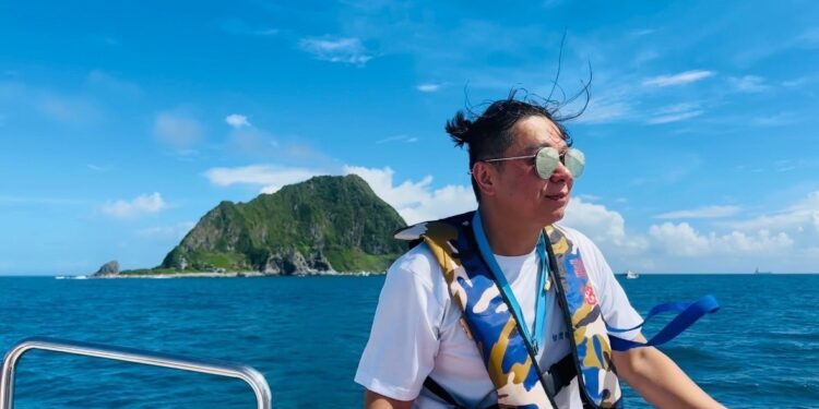 新莊黃志謙台灣囝仔 熱愛台灣這片土地 成立台灣輕旅行趴趴照社團 新莊黃志謙台灣囝仔 熱愛台灣這片土地 成立台灣輕旅行趴趴照社團