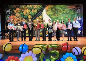東華附小校慶 羅一鈞回娘家 李安導演送祝福