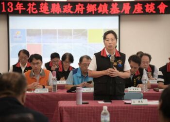 花蓮縣長徐榛蔚出席光復鄉、萬榮鄉基層座談會 感謝鄉親全力配合防颱措施 再次呼籲中央給花蓮一條安全的路