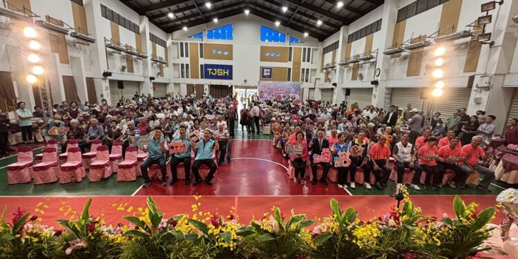 蕭淑芬鎮長   祝福田中金鑽石婚表揚慶典