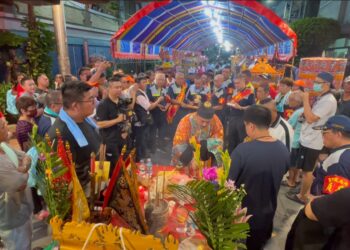 蚵子寮七房龍聖宫尹府千歲  肇啟神眸開光遶境大典