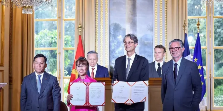 越捷航空加速擴展規模 引進全新空中巴士飛機 簽署數十億美元引擎合約