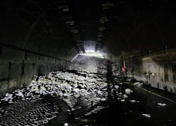 蘇花路廊(台9線、台9丁線)東澳~和仁路段，今(1)日9時解除預警性封路；和仁~崇德路段預定明（2）日中午12時搶通