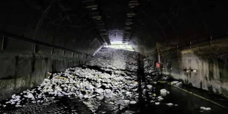 蘇花路廊(台9線、台9丁線)東澳~和仁路段，今(1)日9時解除預警性封路；和仁~崇德路段預定明（2）日中午12時搶通