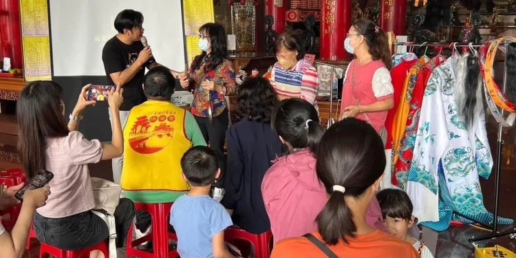 覆鼎金保安宮成立子弟戲 啟動廟口文藝復興 覆鼎金保安宮成立子弟戲 啟動廟口文藝復興