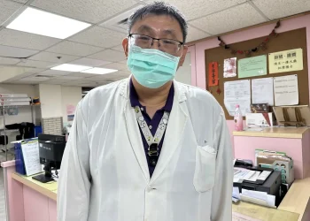 耐心復健半年  腰椎神經壓迫患者免開刀健康返職場