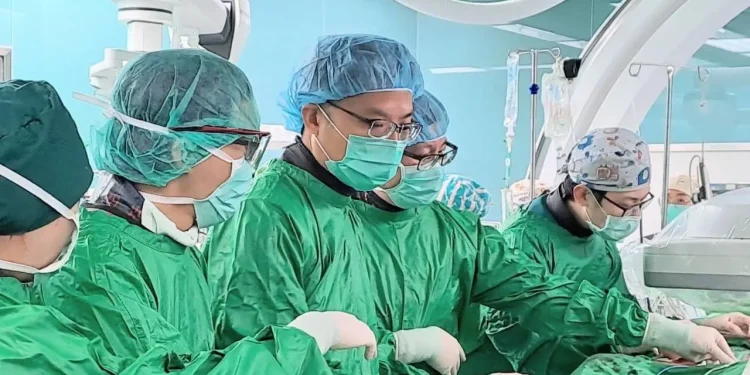 經導管主動脈瓣置換術 心臟病患者可望免開胸 經導管主動脈瓣置換術 心臟病患者可望免開胸